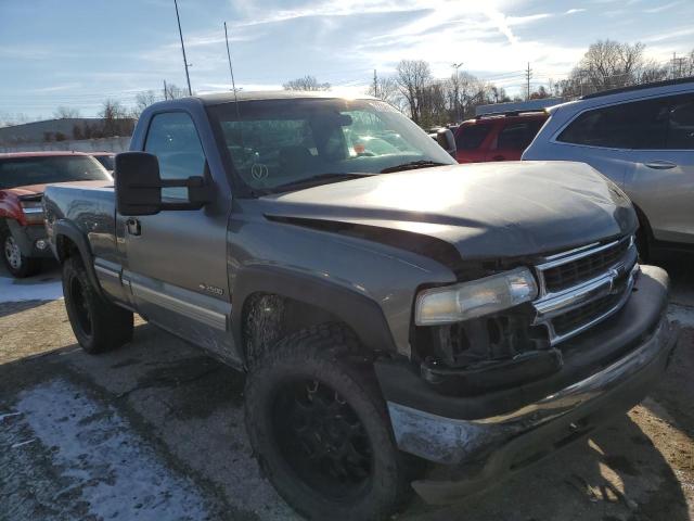 Photo 4 from auction – 2000 CHEVROLET SILVERADO with VIN 1GCEK14T5YZ312901