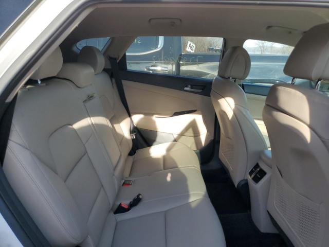 Photo 11 from auction – 2017 HYUNDAI TUCSON LIM with VIN KM8J3CA28HU299525