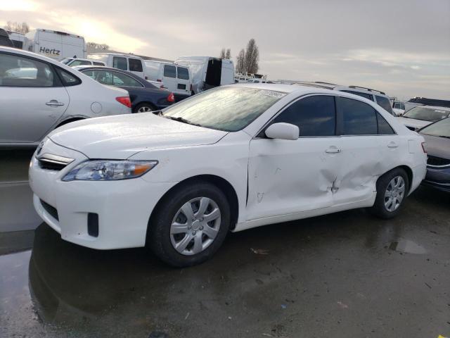 TOYOTA CAMRY HYBR 2011 with VIN 4T1BB3EK8BU141100 - Photo from auction