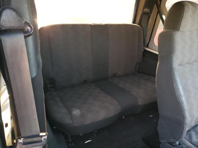 Photo 10 from auction – 2004 JEEP WRANGLER X with VIN 1J4FA39SX4P703674