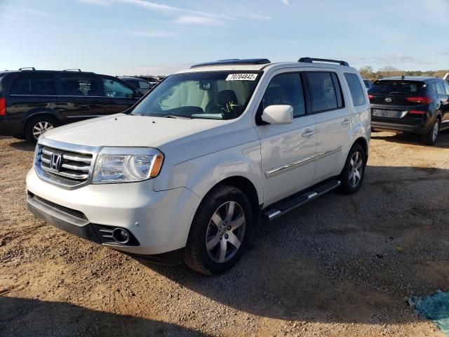 HONDA PILOT TOUR 2015 with VIN 5FNYF4H91FB047396 - Photo from auction