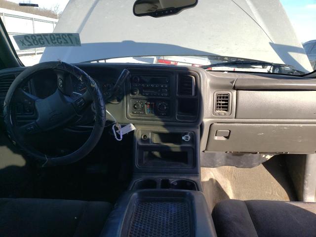 Photo 8 from auction – 2005 CHEVROLET SILVERADO with VIN 1GCEK19B35E149118