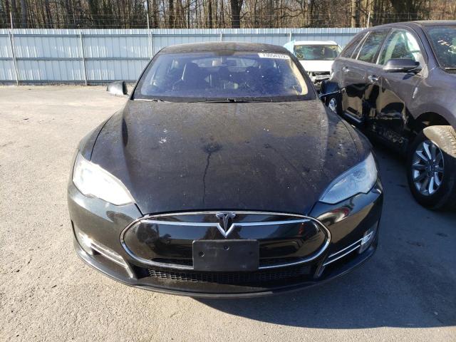 Photo 5 from auction – 2013 TESLA MODEL S with VIN 5YJSA1CG0DFP15582