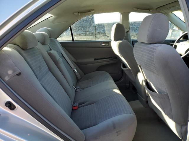 Photo 10 from auction – 2005 TOYOTA CAMRY LE with VIN 4T1BE32K35U953033