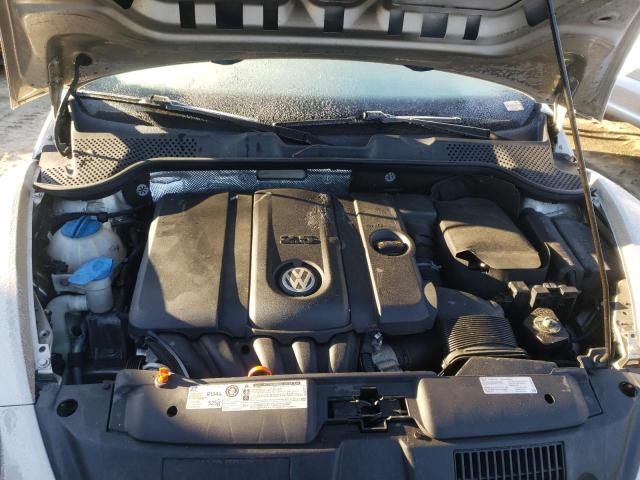 Photo 11 from auction – 2013 VOLKSWAGEN BEETLE with VIN 3VW5P7AT3DM800312