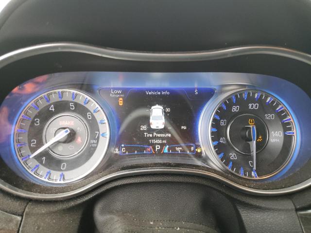 Photo 9 from auction – 2016 CHRYSLER 300 LIMITE with VIN 2C3CCAAG5GH219536