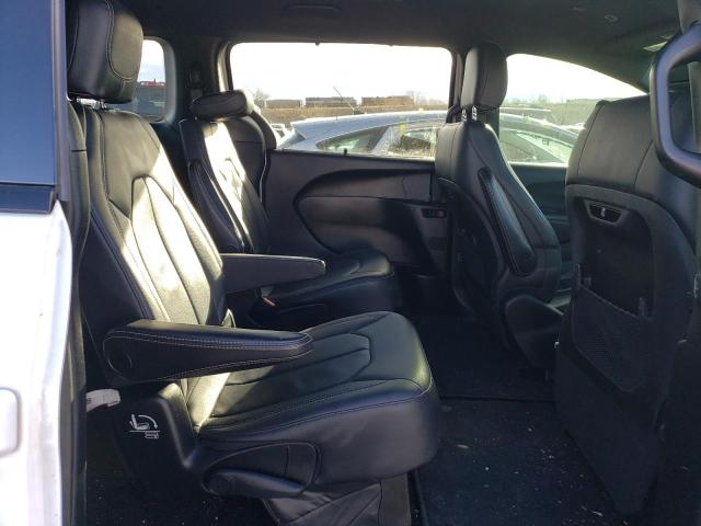 Photo 11 from auction – 2018 CHRYSLER PACIFICA T with VIN 2C4RC1BG6JR183135