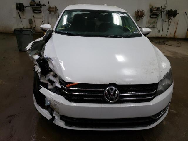 Photo 5 from auction – 2012 VOLKSWAGEN PASSAT SE with VIN 1VWBP7A33CC100972