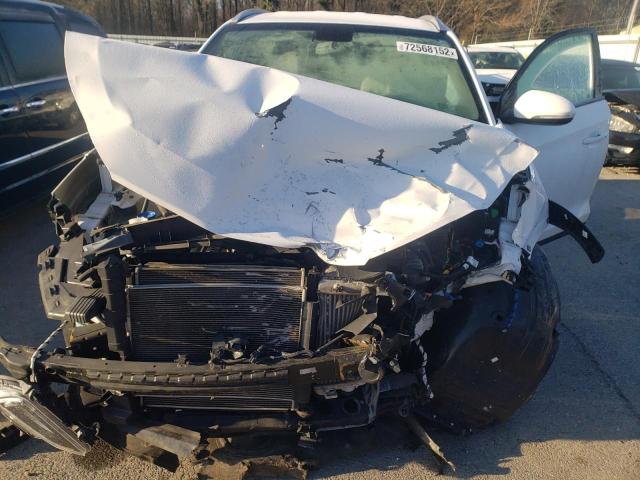 Photo 12 from auction – 2017 HYUNDAI TUCSON LIM with VIN KM8J3CA26HU279869