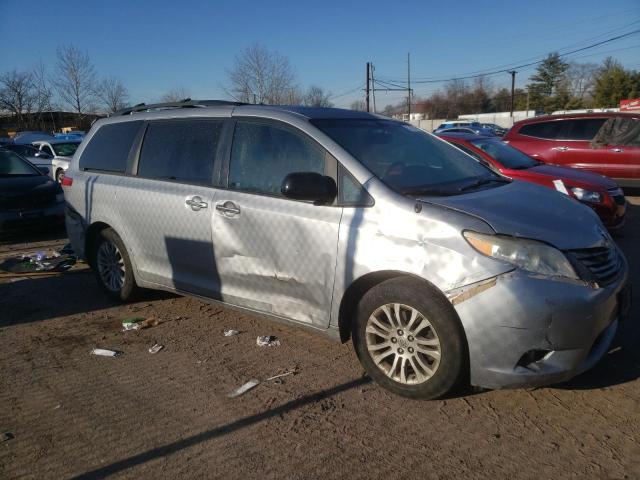 Photo 4 from auction – 2014 TOYOTA SIENNA XLE with VIN 5TDYK3DC2ES407079