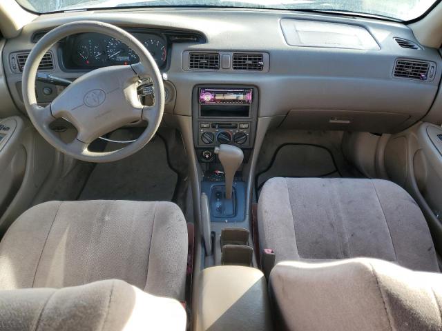 Photo 8 from auction – 1998 TOYOTA CAMRY with VIN JT2BG22K3W0177402