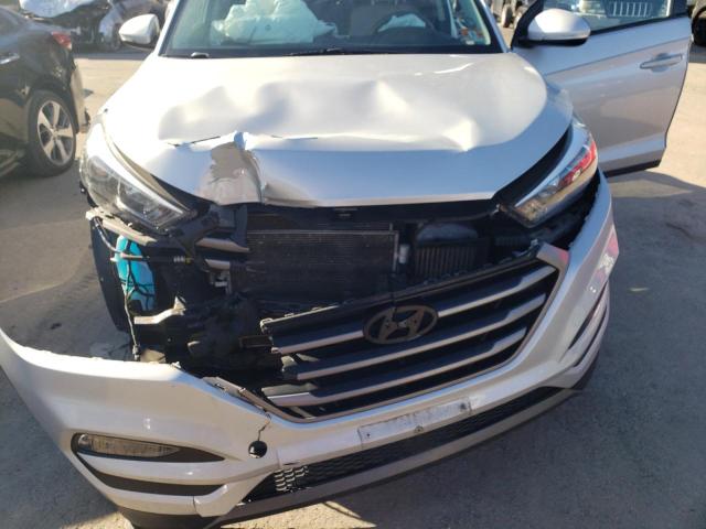 Photo 12 from auction – 2016 HYUNDAI TUCSON LIM with VIN KM8J33A27GU022623