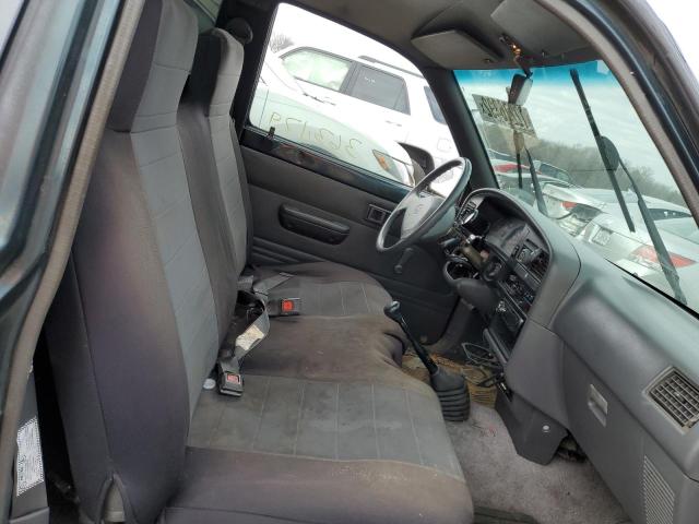 Photo 10 from auction – 1994 TOYOTA PICKUP 1/2 with VIN 4TARN81A4RZ174401