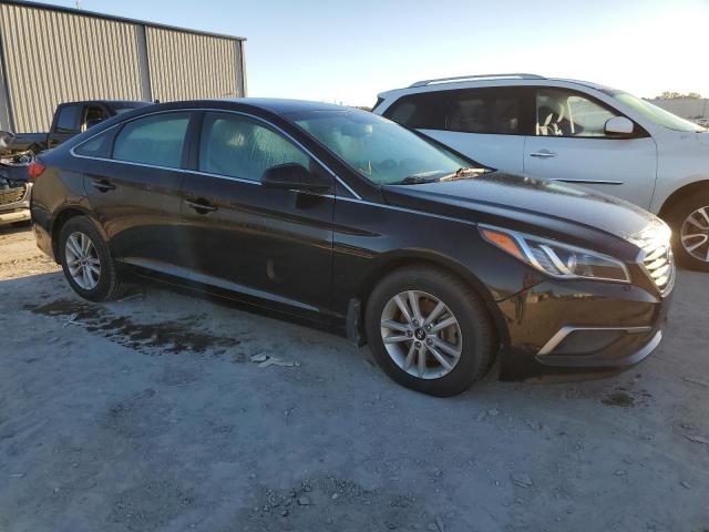 Photo 4 from auction – 2017 HYUNDAI SONATA SE with VIN 5NPE24AF1HH459241