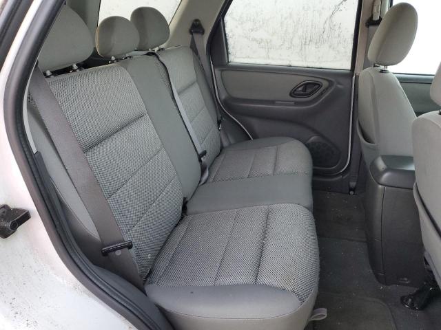 Photo 11 from auction – 2005 FORD ESCAPE XLT with VIN 1FMYU93145KA28004