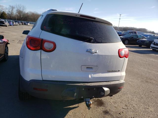 Photo 6 from auction – 2010 CHEVROLET TRAVERSE L with VIN 1GNLREEDXAS137956