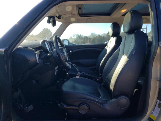 Photo 7 from auction – 2010 MINI COOPER with VIN WMWMF3C5XATZ63588
