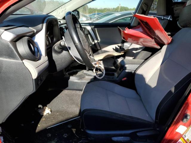 Photo 7 from auction – 2017 TOYOTA RAV4 XLE with VIN JTMWFREV0HJ124633