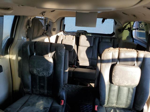 Photo 10 from auction – 2016 CHRYSLER TOWN & COU with VIN 2C4RC1BG9GR129093