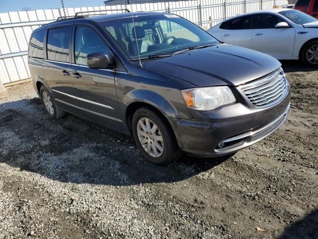 Photo 4 from auction – 2016 CHRYSLER TOWN & COU with VIN 2C4RC1BG4GR281945