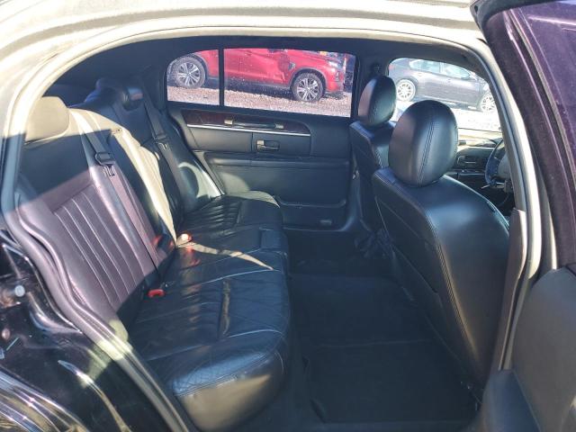 Photo 10 from auction – 2010 LINCOLN TOWN CAR E with VIN 2LNBL8EV7AX616828