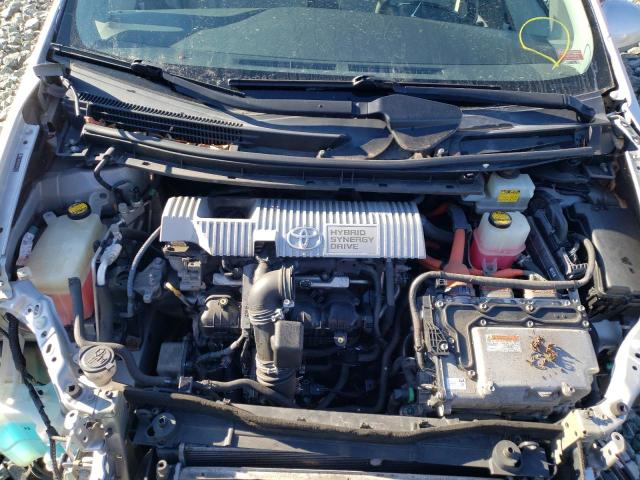 Photo 11 from auction – 2010 TOYOTA PRIUS with VIN JTDKN3DUXA0197771