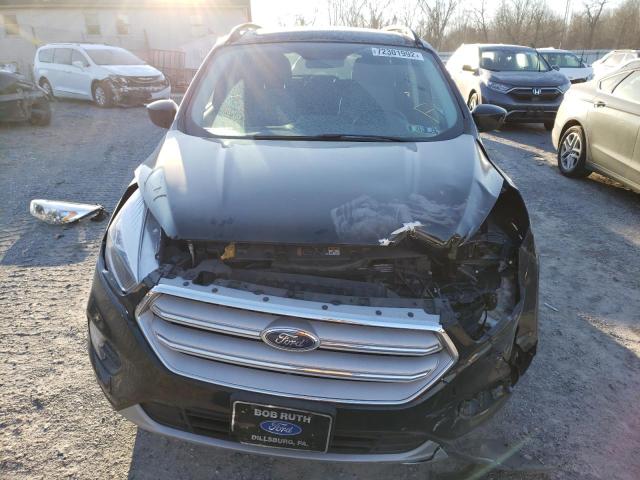 Photo 5 from auction – 2017 FORD ESCAPE SE with VIN 1FMCU9GD2HUA35315