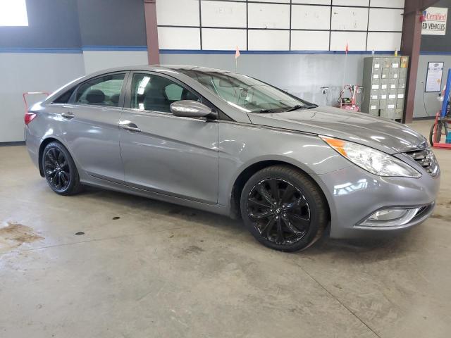 Photo 4 from auction – 2012 HYUNDAI SONATA SE with VIN 5NPEC4AB4CH384053