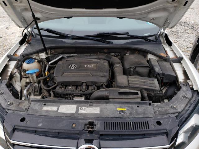Photo 11 from auction – 2015 VOLKSWAGEN PASSAT SE with VIN 1VWBT7A31FC025284