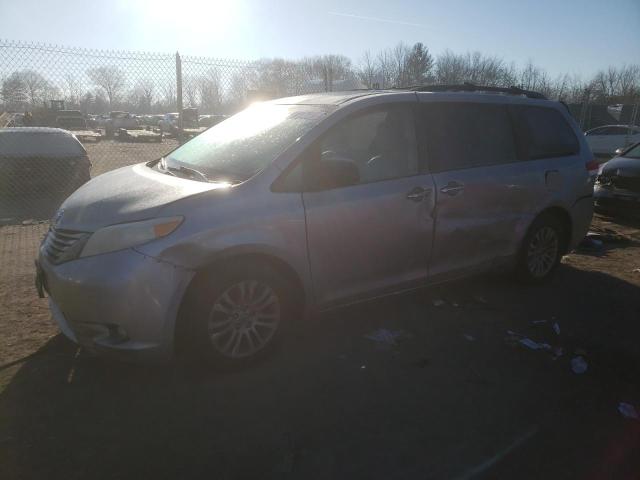 Photo 1 from auction – 2014 TOYOTA SIENNA XLE with VIN 5TDYK3DC2ES407079