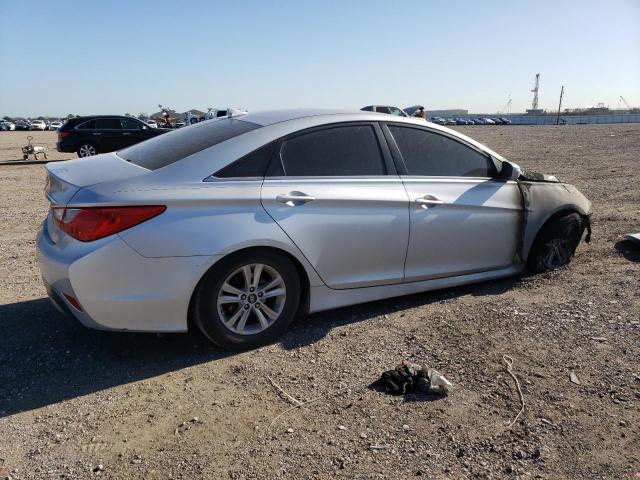 Photo 3 from auction – 2014 HYUNDAI SONATA GLS with VIN 5NPEB4AC4EH910339