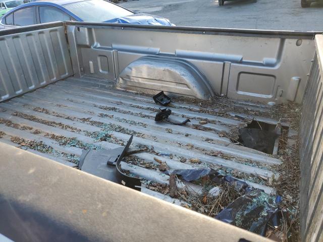 Photo 10 from auction – 2000 CHEVROLET SILVERADO with VIN 1GCEC14W7YZ114098