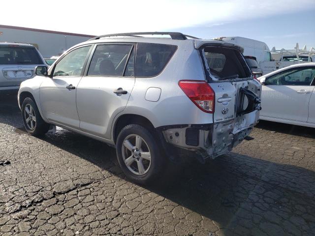 Photo 2 from auction – 2006 TOYOTA RAV4 with VIN JTMBD33V566020885