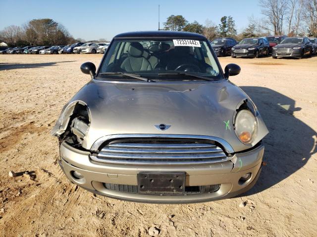 Photo 5 from auction – 2010 MINI COOPER with VIN WMWMF3C5XATZ63588