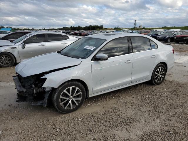VOLKSWAGEN JETTA SE 2017 with VIN 3VWDB7AJ4HM246955 - Photo from auction