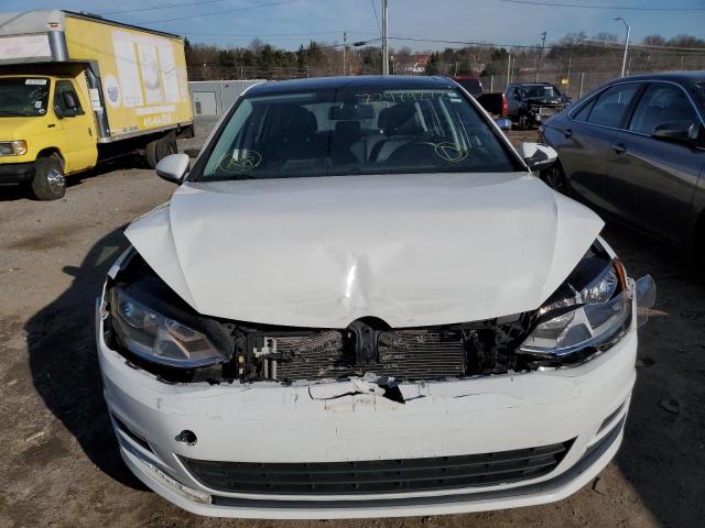 Photo 5 from auction – 2017 VOLKSWAGEN GOLF S with VIN 3VW217AU4HM052947