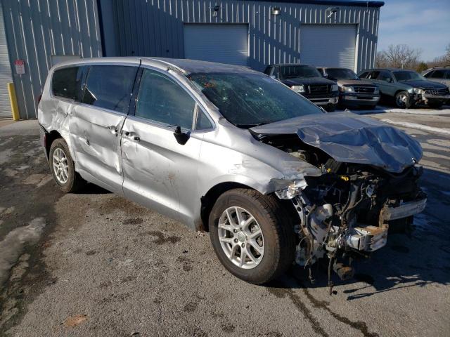Photo 4 from auction – 2017 CHRYSLER PACIFICA L with VIN 2C4RC1CG1HR770853