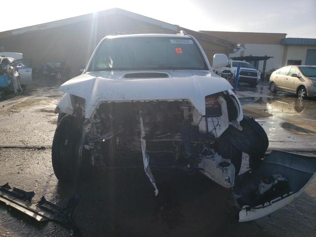 Photo 5 from auction – 2005 TOYOTA 4RUNNER SR with VIN JTEZU14R450061137