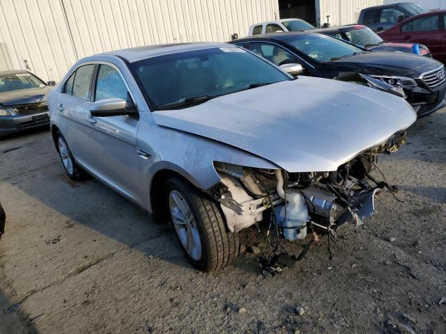 Photo 4 from auction – 2018 FORD TAURUS SEL with VIN 1FAHP2E83JG119152
