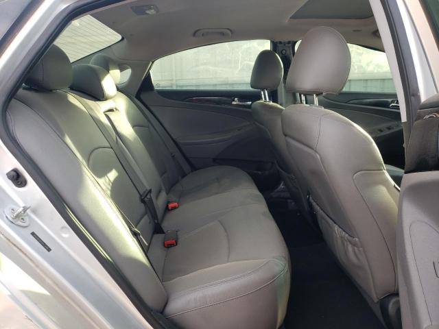 Photo 10 from auction – 2013 HYUNDAI SONATA SE with VIN 5NPEC4AC4DH567916