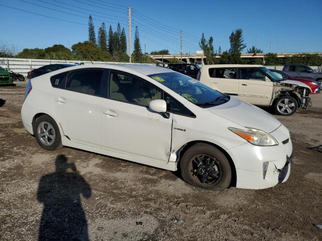 Photo 4 from auction – 2013 TOYOTA PRIUS with VIN JTDKN3DU3D5604840