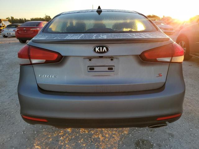 Photo 6 from auction – 2017 KIA FORTE LX with VIN 3KPFL4A78HE115405