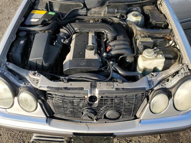 Photo 11 from auction – 1997 MERCEDES-BENZ E 320 with VIN WDBJF55F8VJ029565