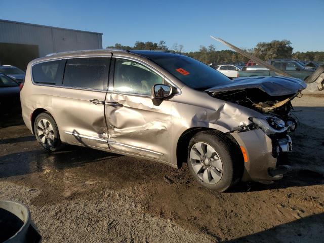Photo 4 from auction – 2018 CHRYSLER PACIFICA H with VIN 2C4RC1N75JR290947