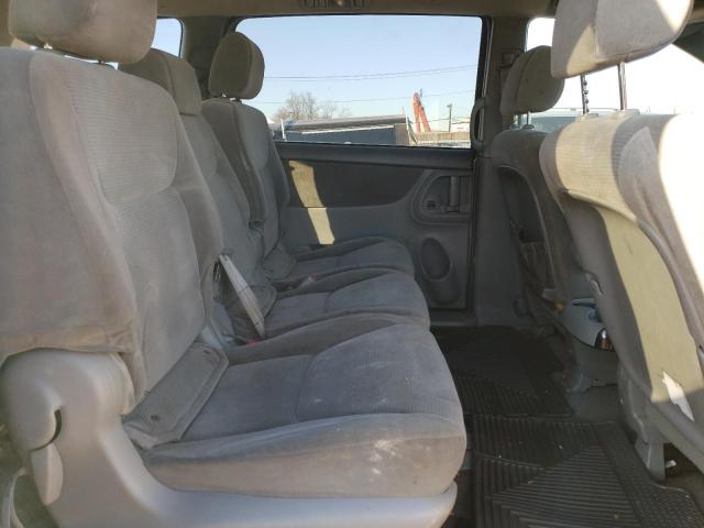 Photo 11 from auction – 2004 TOYOTA SIENNA with VIN 5TDZA23CX4S212672