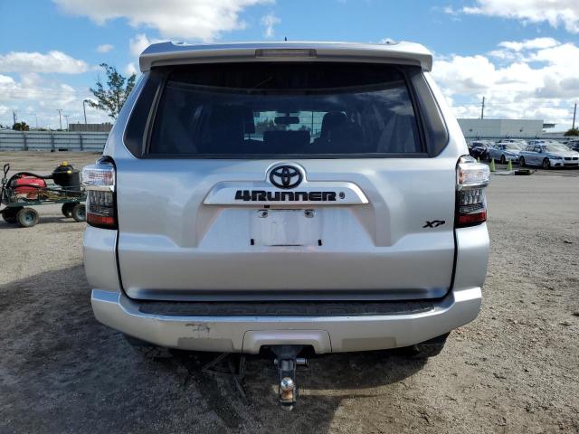 Photo 6 from auction – 2018 TOYOTA 4RUNNER SR with VIN JTEBU5JR2J5547861