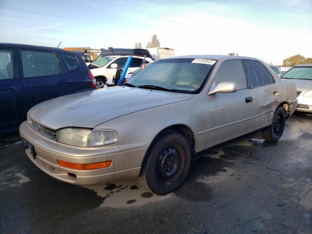 TOYOTA CAMRY LE 1994 with VIN JT2SK12E8R0190296 - Photo from auction