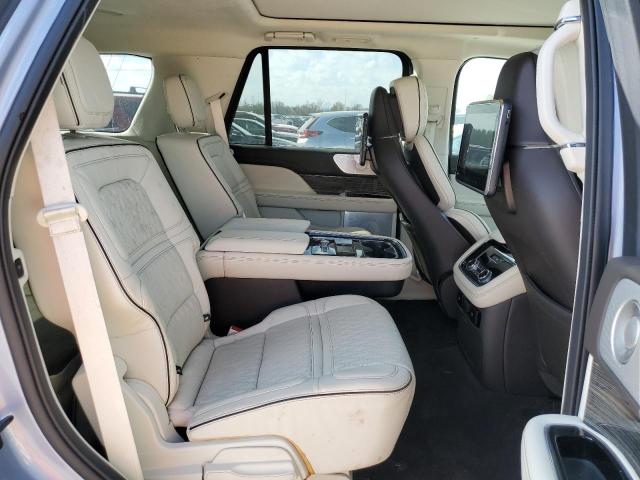 Photo 11 from auction – 2020 LINCOLN NAVIGATOR with VIN 5LMJJ2TT3LEL10338