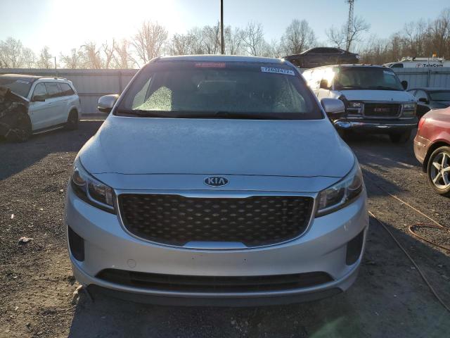 Photo 5 from auction – 2015 KIA SEDONA L with VIN KNDMA5C16F6016421