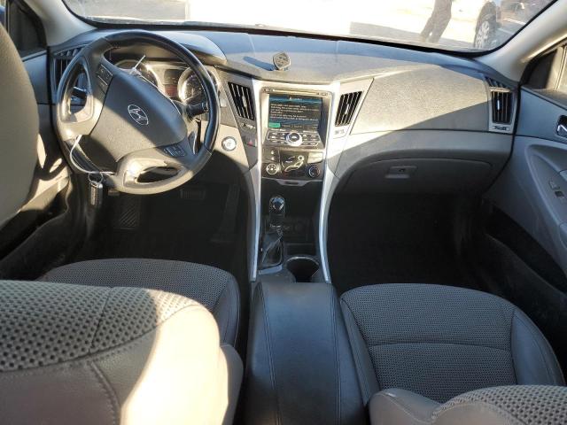 Photo 8 from auction – 2012 HYUNDAI SONATA SE with VIN 5NPEC4AC2CH369799